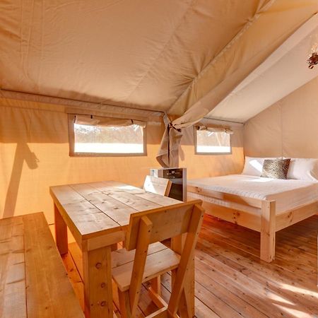 12 Fires Luxury Glamping With Heating #1 Hotel Johnson City Exterior foto
