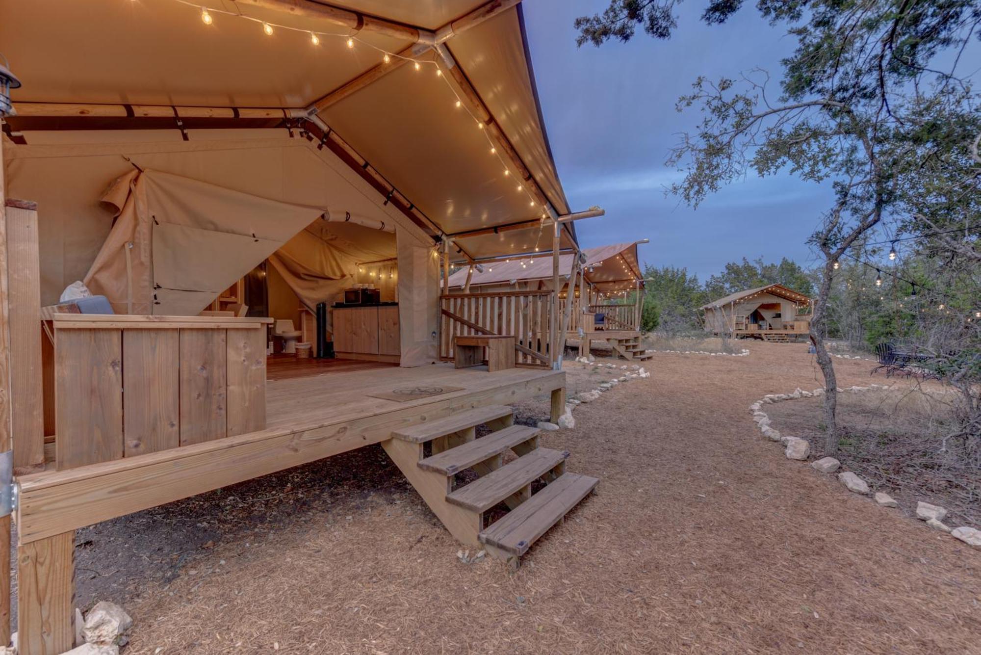 12 Fires Luxury Glamping With Heating #1 Hotel Johnson City Exterior foto