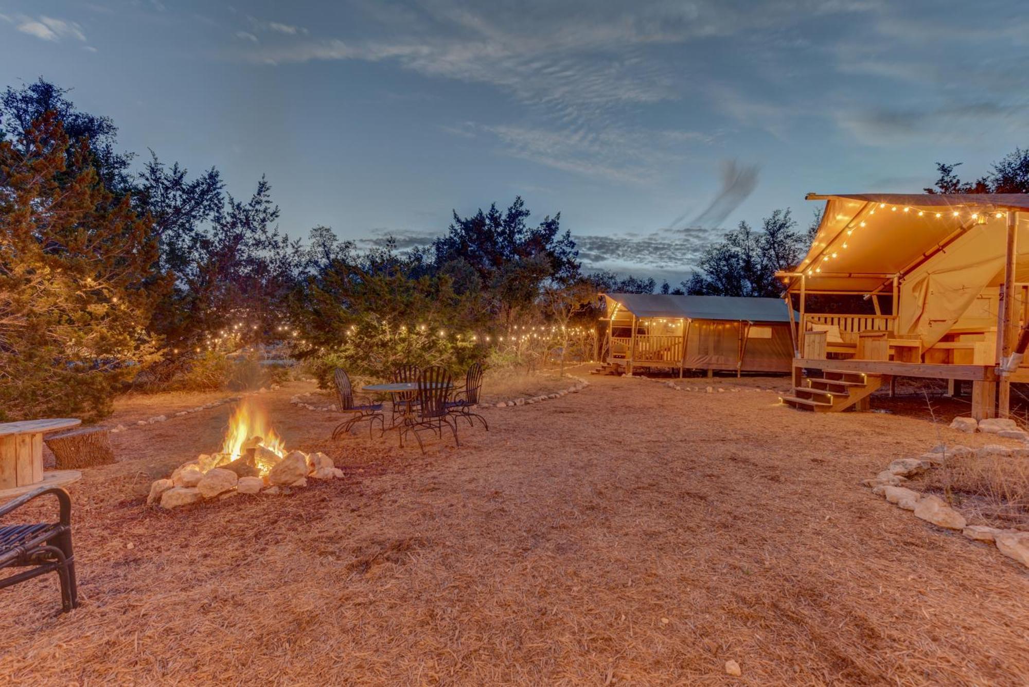 12 Fires Luxury Glamping With Heating #1 Hotel Johnson City Exterior foto